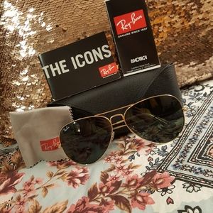 🚫SOLD🚫Authentic RayBan Aviators